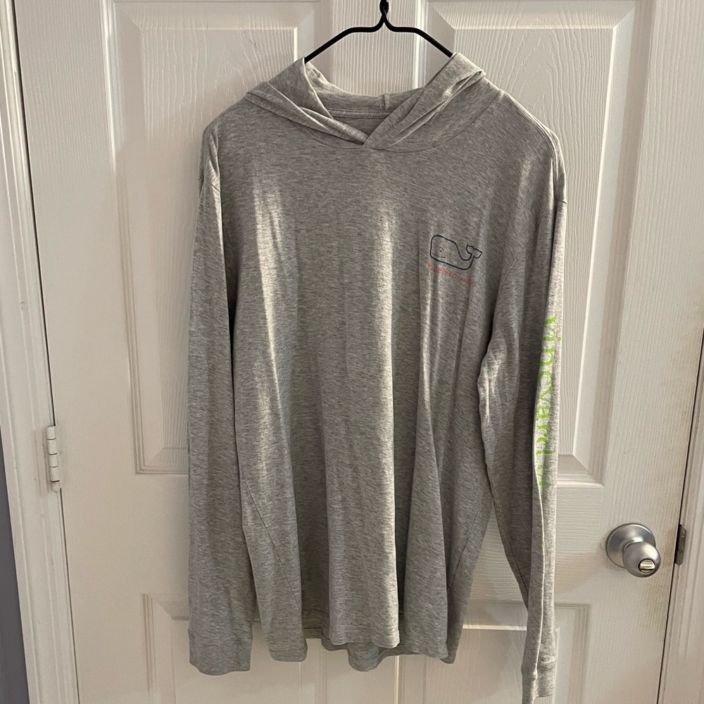 Vineyard Vines Medium Long Sleeve T-shirt Excellent Used Condition